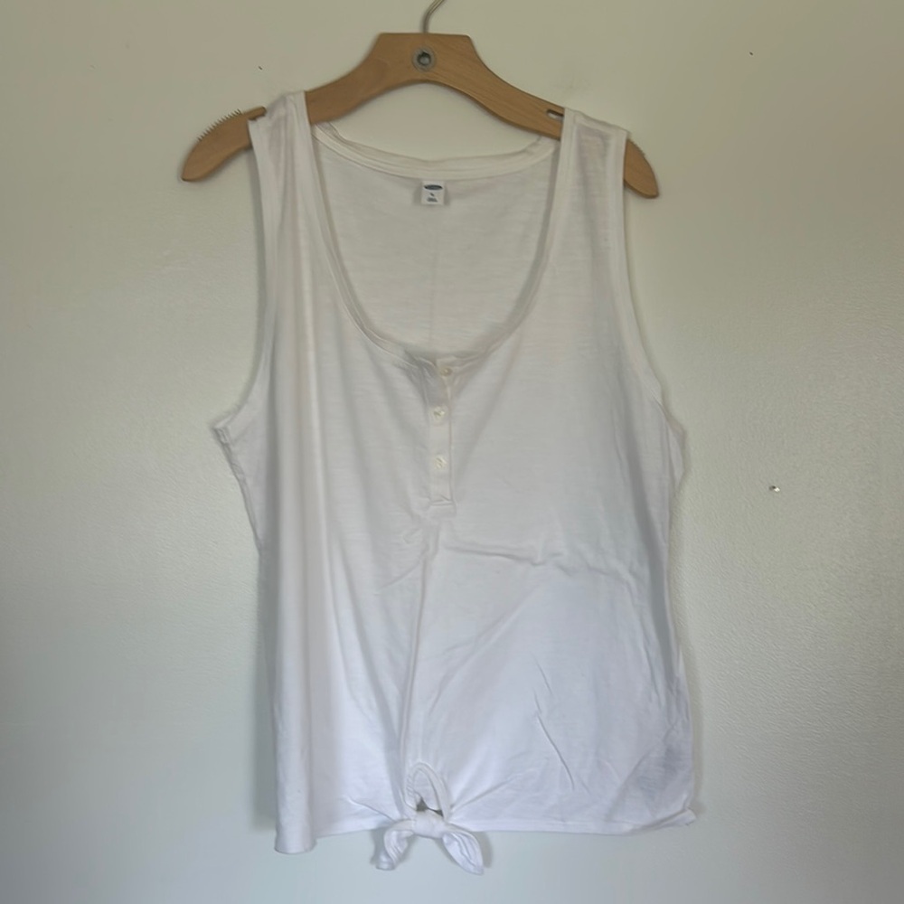 Old Navy Tank Top - Picture 1 of 3